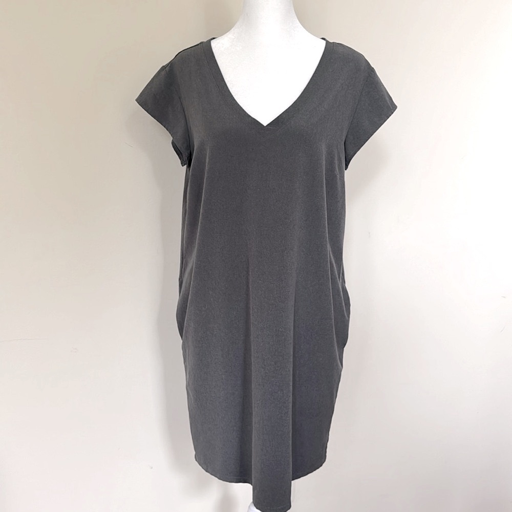 Eddie Bauer - Departure V-Neck Dress